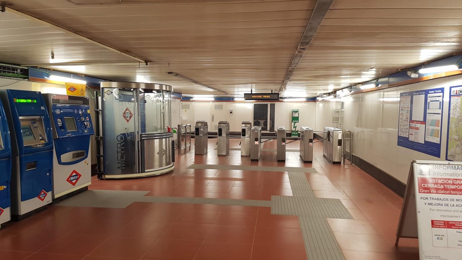 Luces en el Metro de Madrid