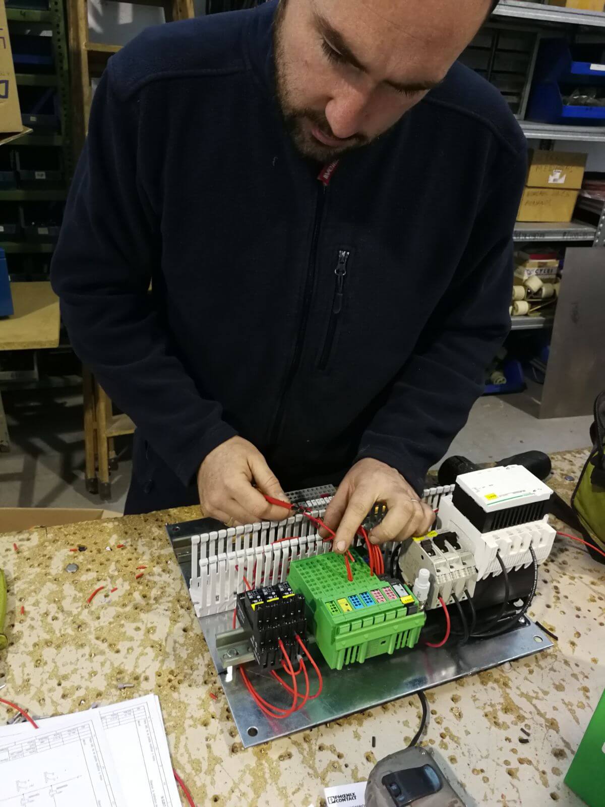 Montando cuadro de control