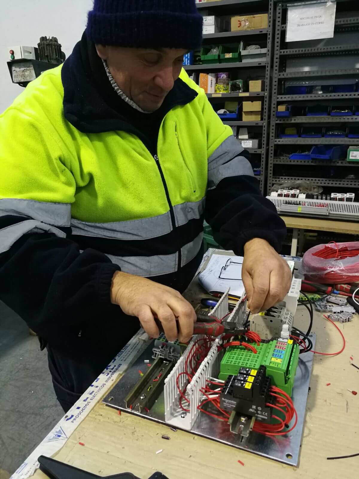 Más y más cuadros de control